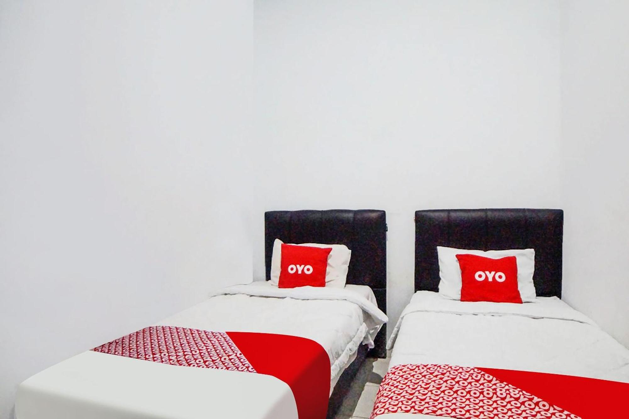 Super Oyo 91627 Wika Wiki Homestay メダン エクステリア 写真