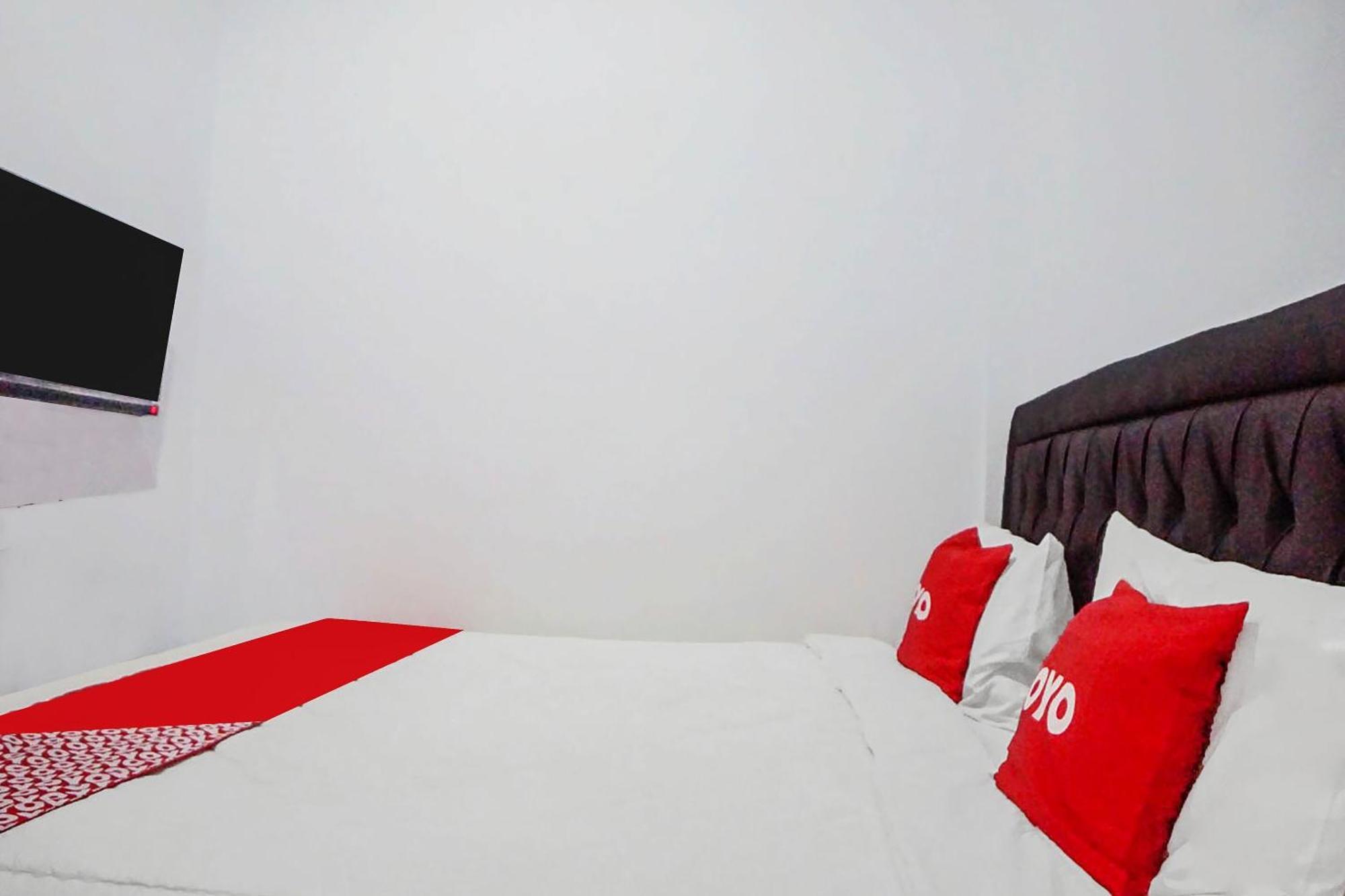 Super Oyo 91627 Wika Wiki Homestay メダン エクステリア 写真