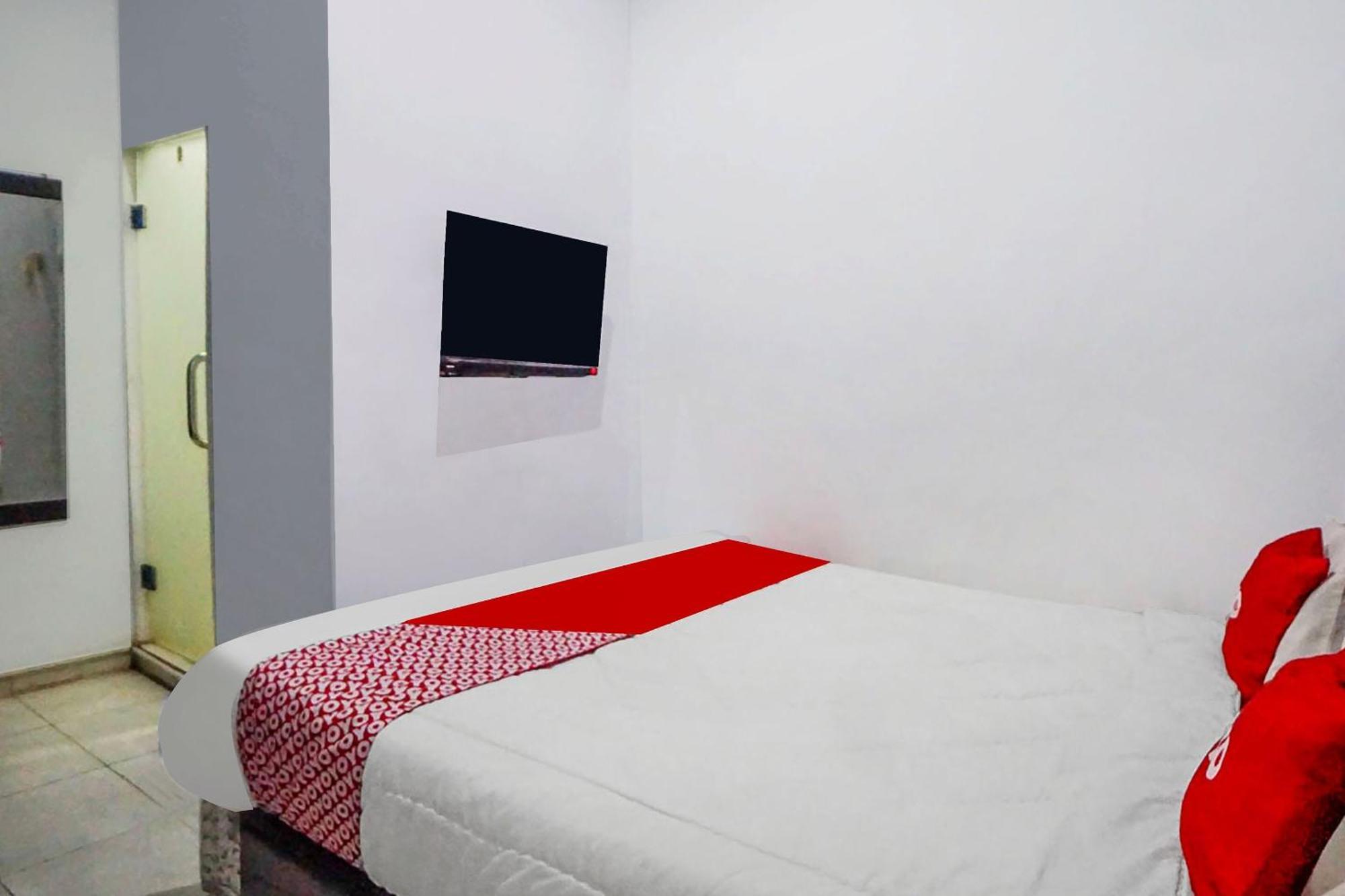 Super Oyo 91627 Wika Wiki Homestay メダン エクステリア 写真